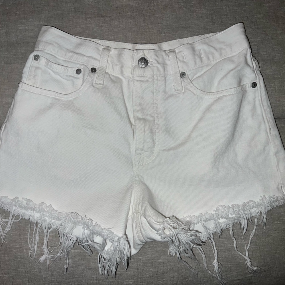 Madewell relaxed denim shorts!